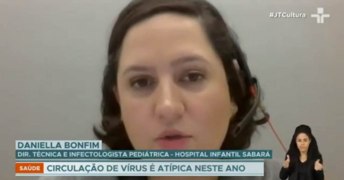 A diretora técnica e infectologista, Dra. Daniela Bomfim, é entrevistada da TV Cultura